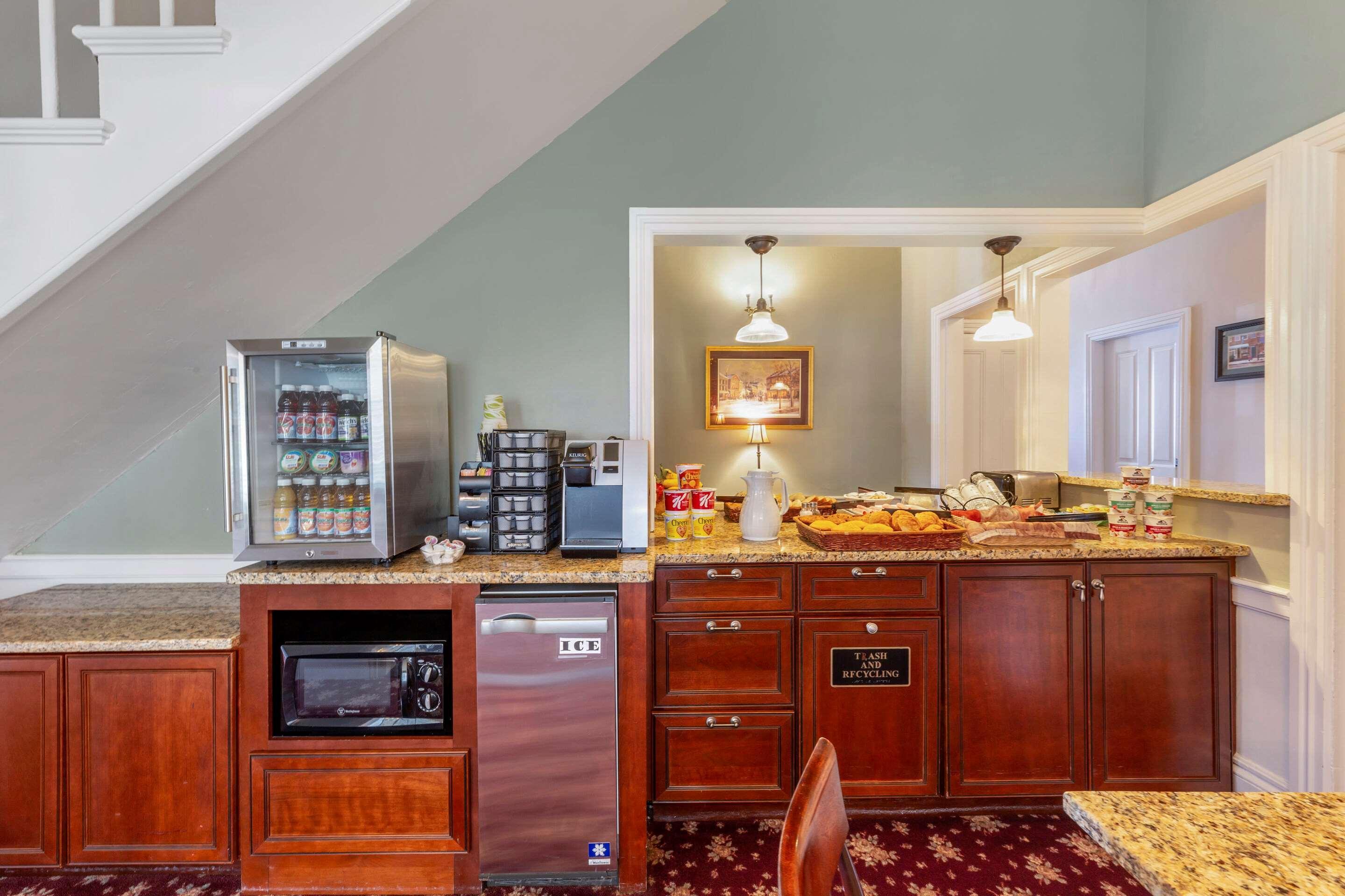 Essex Street Inn & Suites, Ascend Hotel Collection Newburyport Εξωτερικό φωτογραφία
